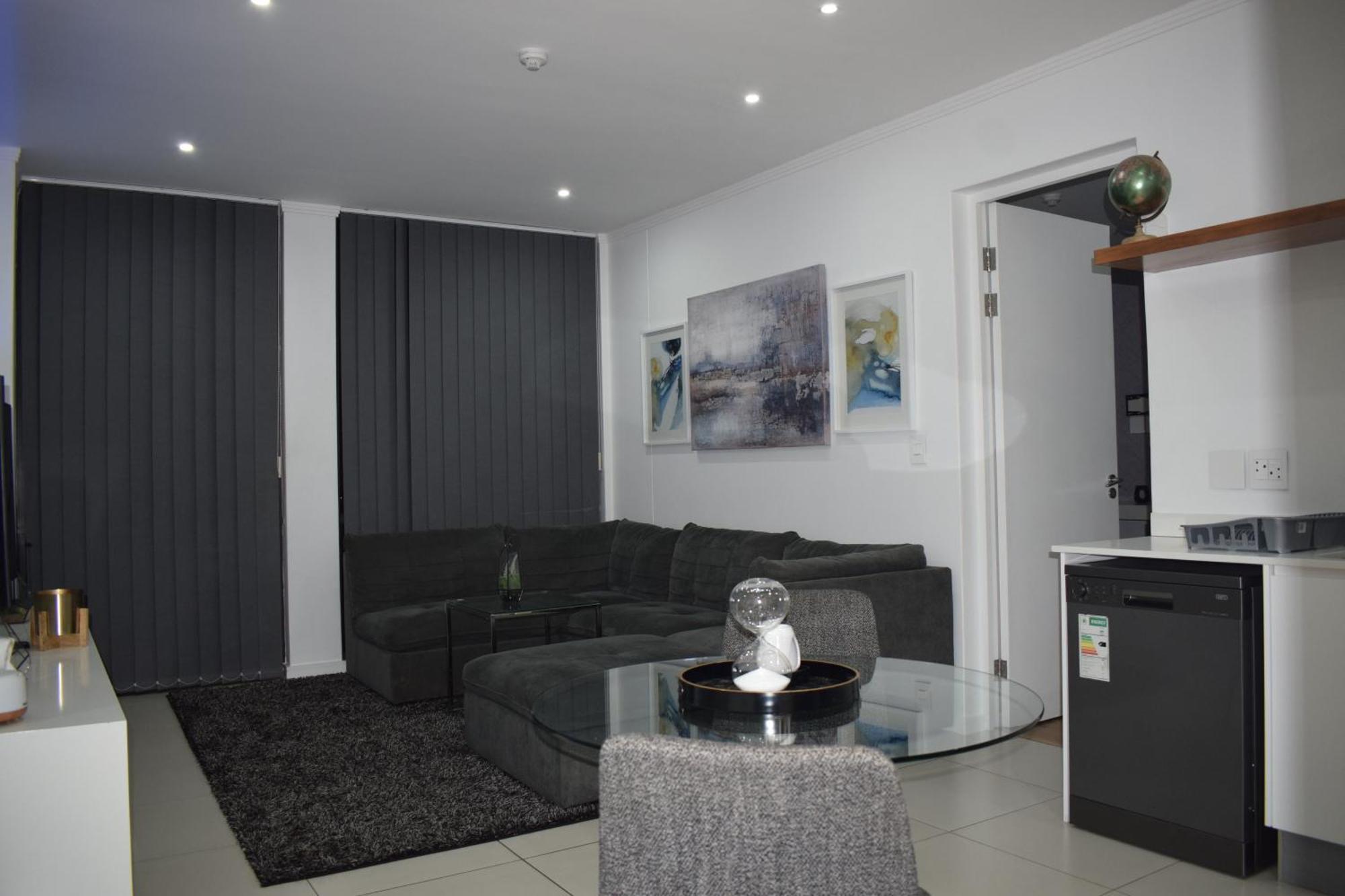 Sandton Apartment 15 West Road South โจฮันเนสเบิร์ก ภายนอก รูปภาพ