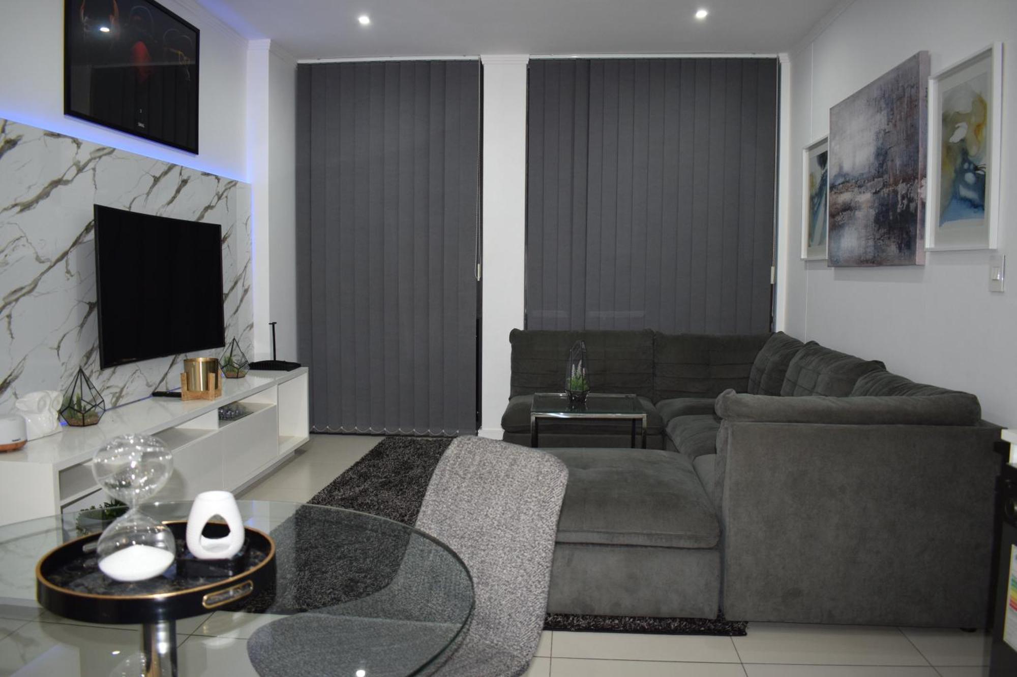 Sandton Apartment 15 West Road South โจฮันเนสเบิร์ก ภายนอก รูปภาพ